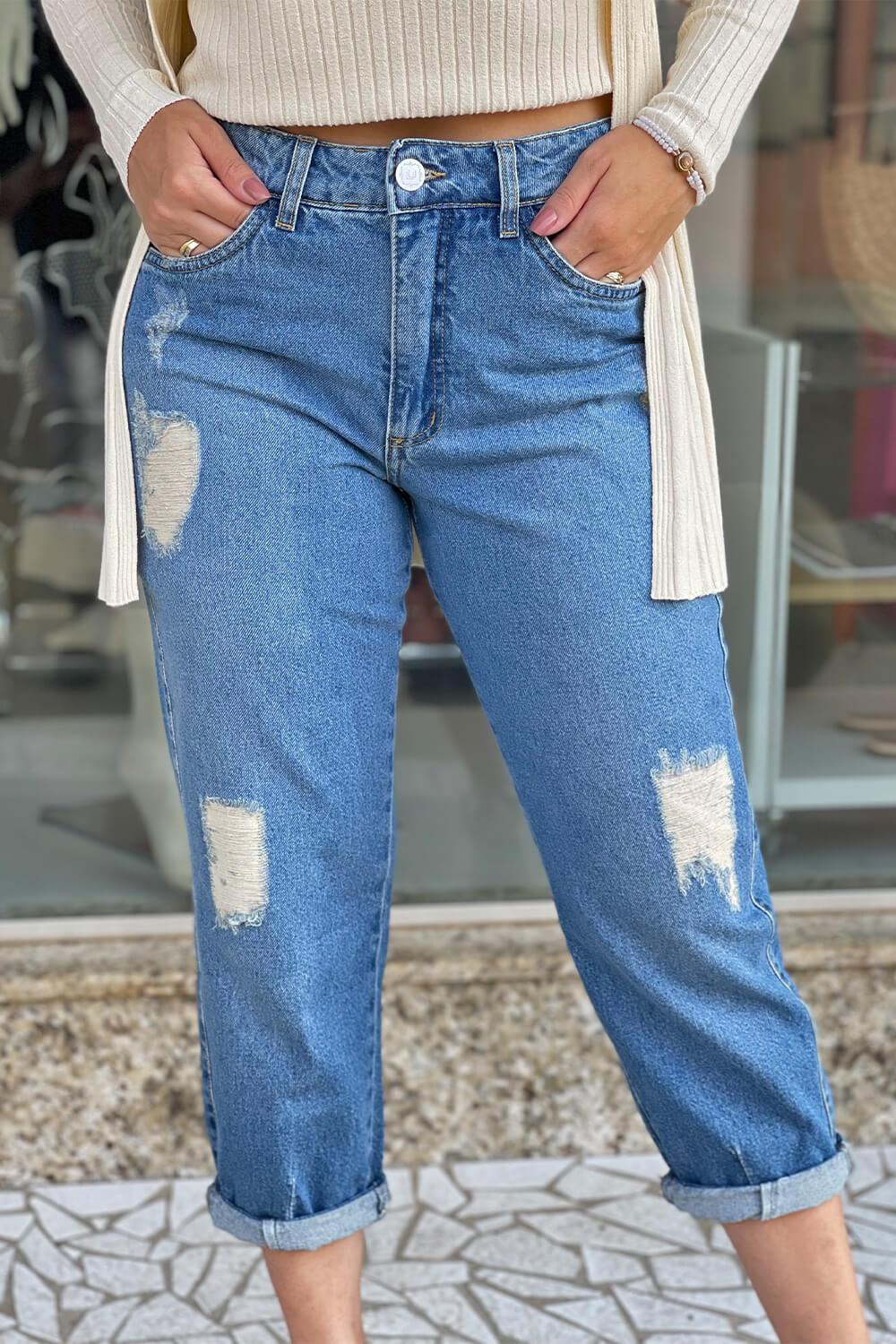 Calça Jeans Mom Destroyed Prega Barra